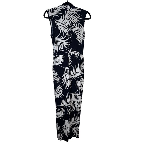2/$30 Jessica Howard Small Romper Jumpsuit Sleeveless Navy & White Leaf Print - Picture 7 of 16